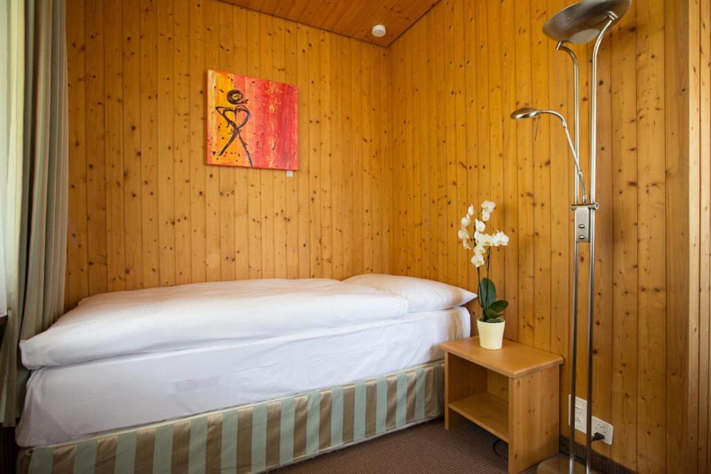צווייזימן Sonnegg Hotel חדר תמונה